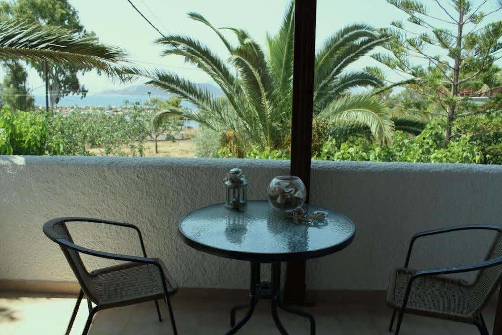 Stefanie Studios Aegina Exterior photo